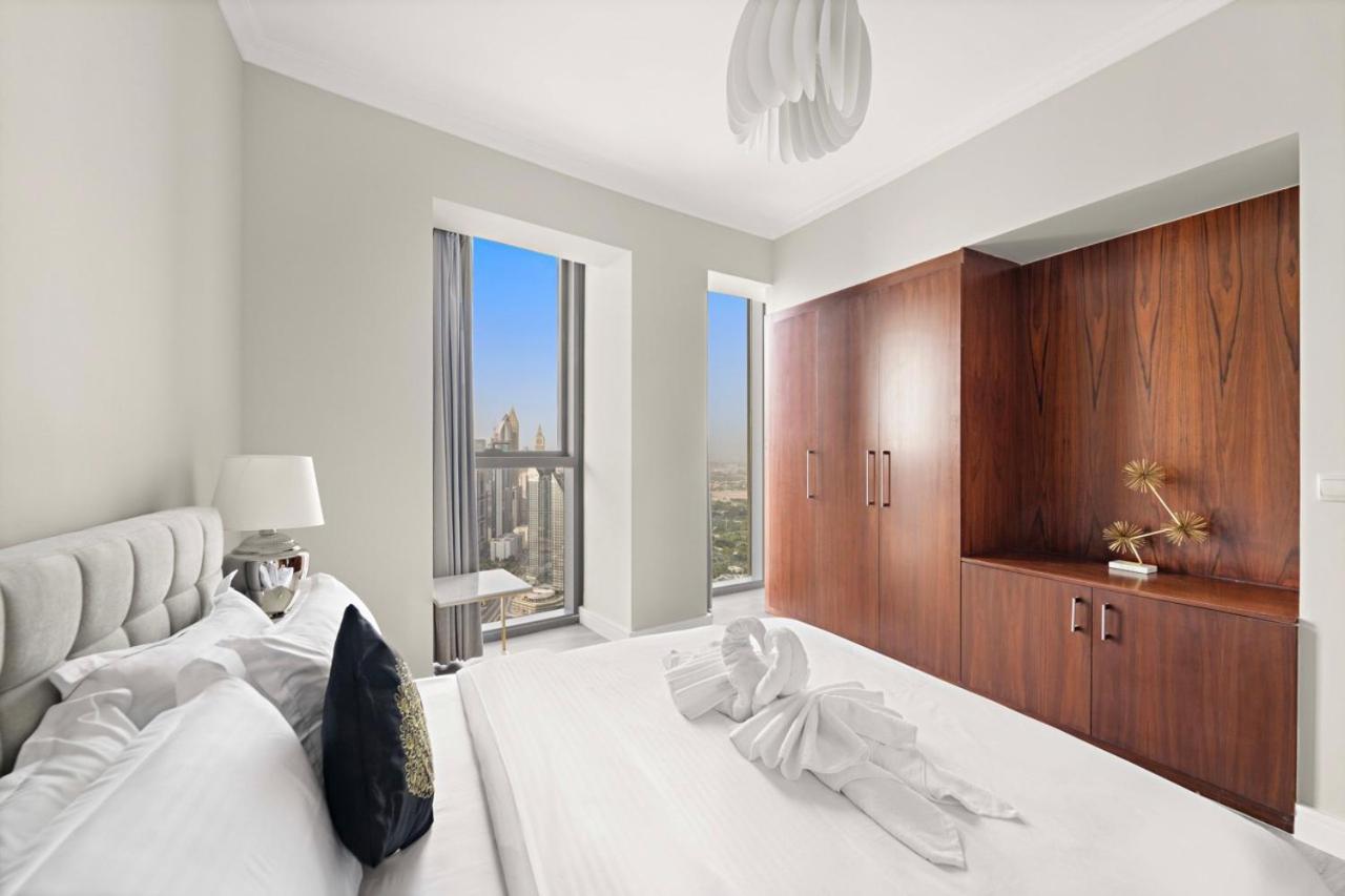 First Class 3Br With Full Burj Khalifa And Fountain View Dubai Exterior foto